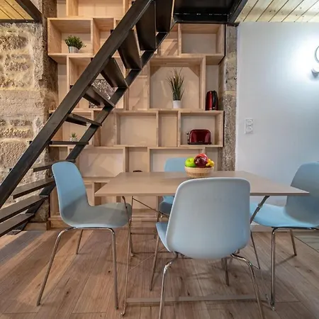 Apartment Spacious Renovated Loft - - Guillotiere *