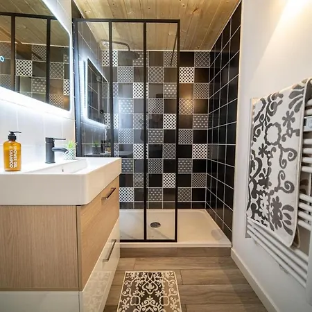 Spacious Renovated Loft - - Guillotiere * Lyon