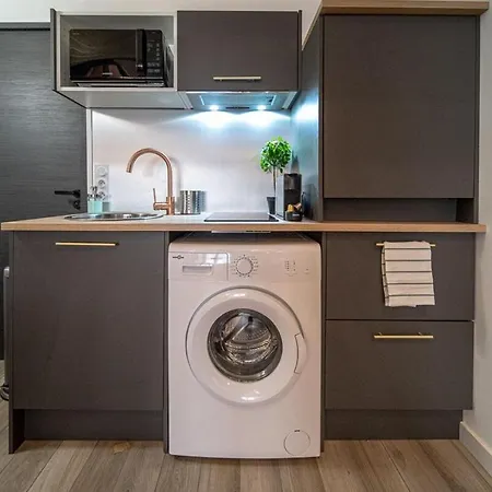 Spacious Renovated Loft - - Guillotiere * Lyon