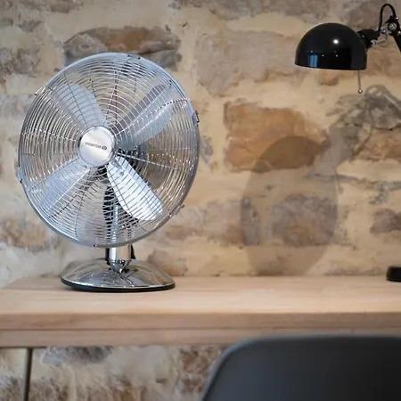 Spacious Renovated Loft - - Guillotiere アパート *